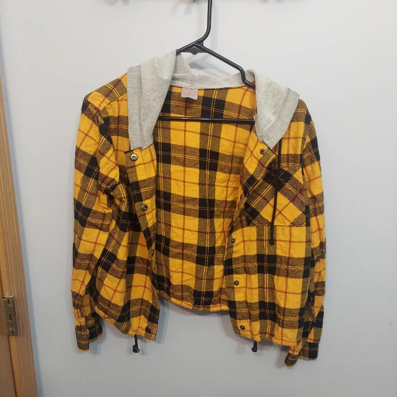 No Boundaries Cinched Waist Plaid Hoodie Yellow med plaid button on snap 💛 - Picture 8 of 11